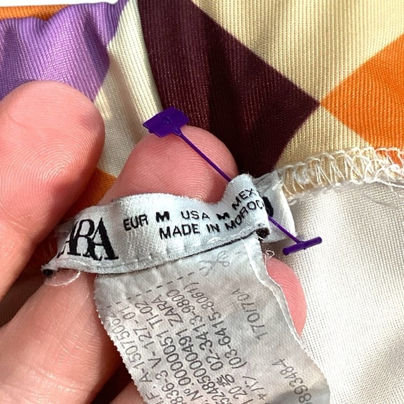 ZARA Stretchy Geometric Pull On Biker Shorts Medium - Picture 3 of 9